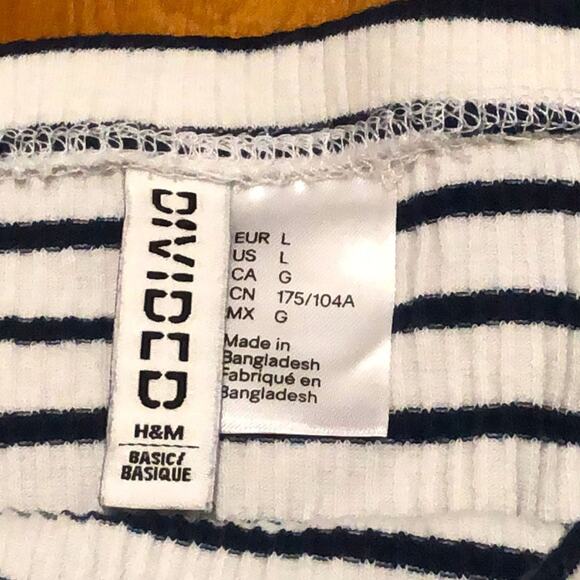 Divided by H&M Striped Off the Shoulder Crop Top Size Large - Picture 6 of 6